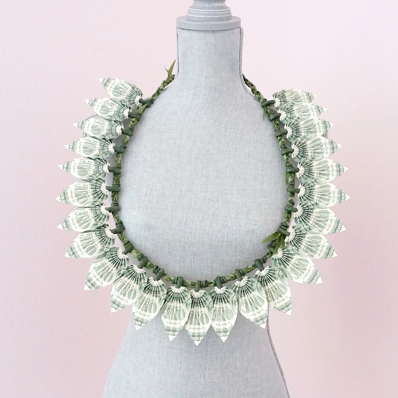 Graduation Money Lei