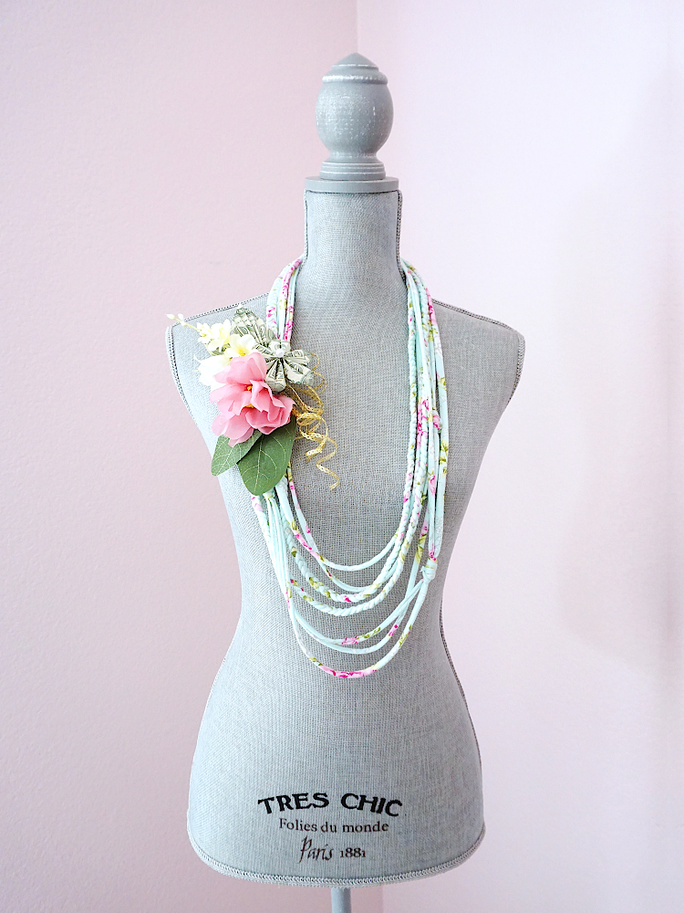 Fabric Money Lei - Image 2