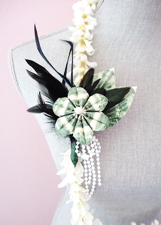 Money Lei ($2 bills) - Image 3