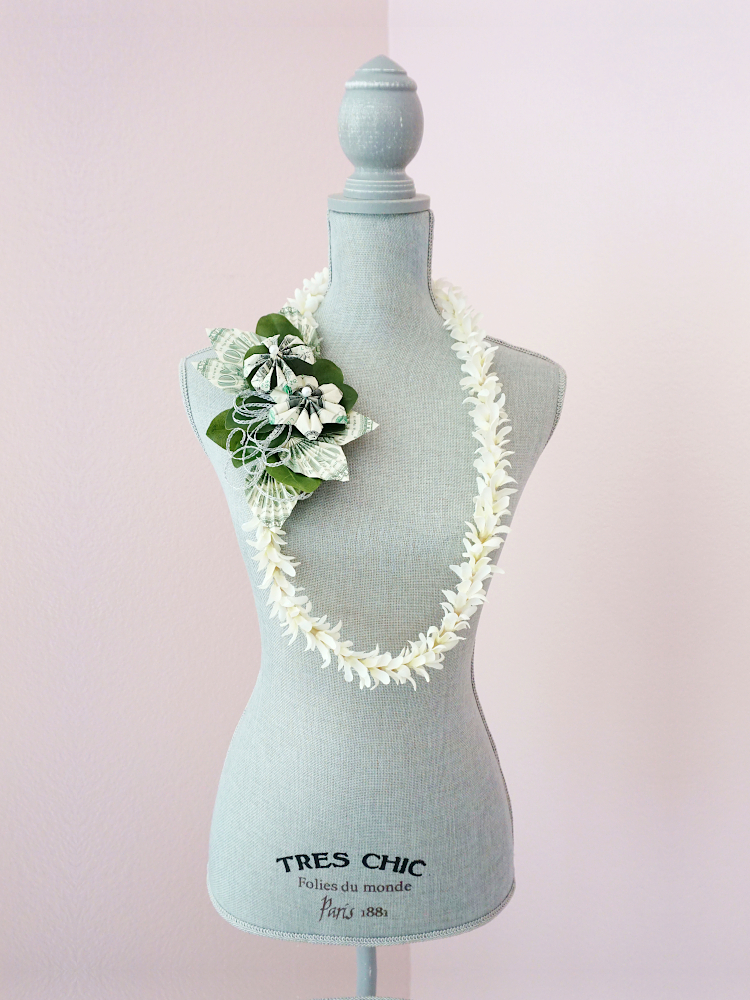Graduation Money Lei - Image 2