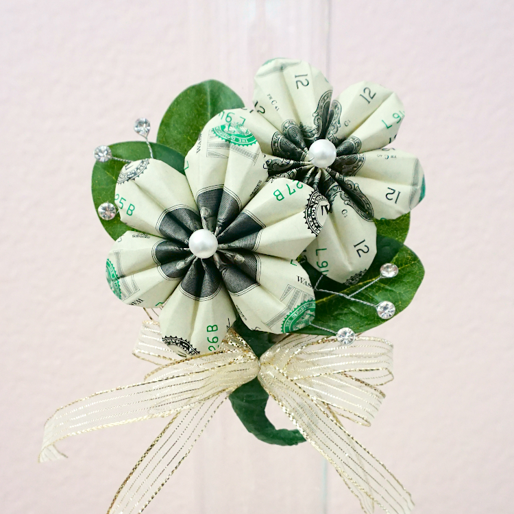 Money Corsage ($2 bills) - Image 2