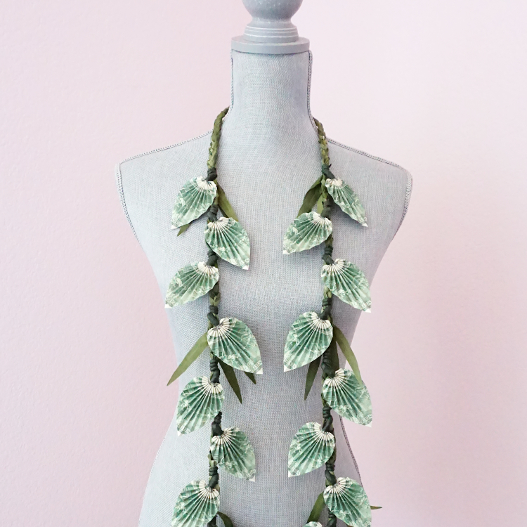 Graduation Money Lei ($2 bills)
