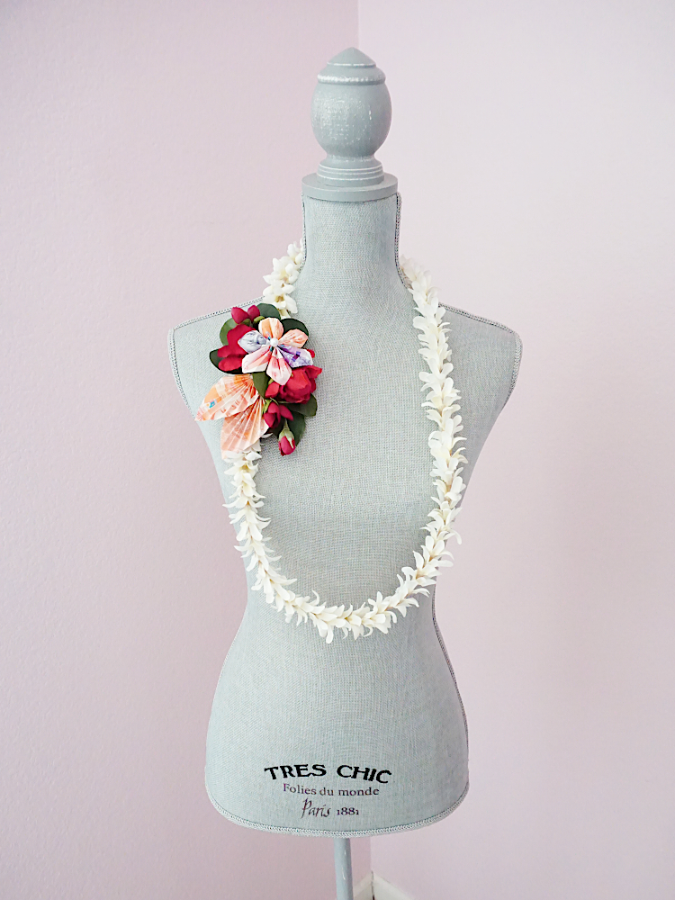 Filipino Money Flower Lei - Image 2
