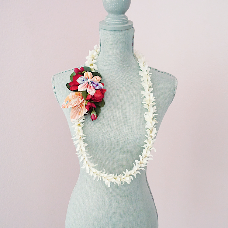 Filipino Money Flower Lei - Image 1